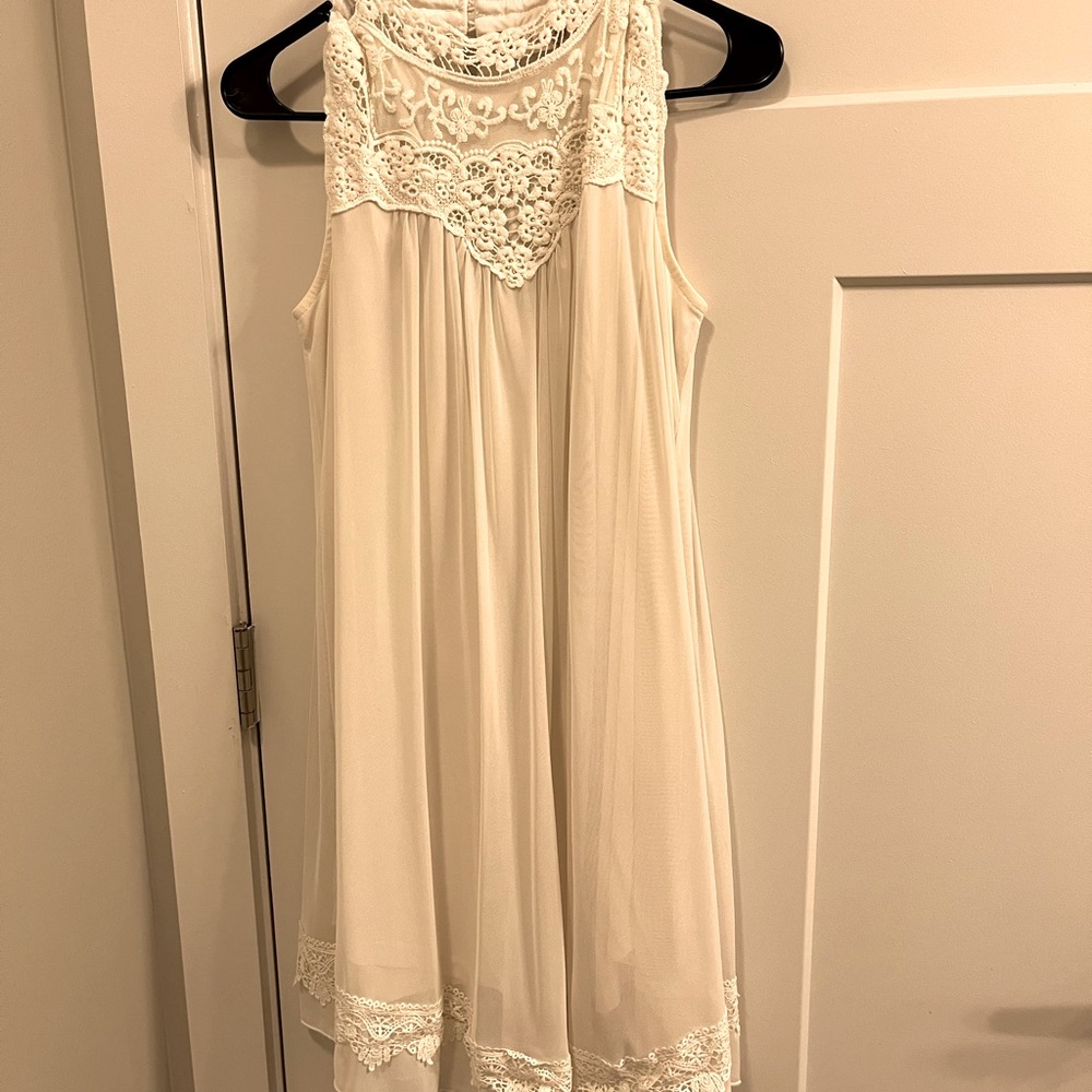 Altar’d State white dress Small